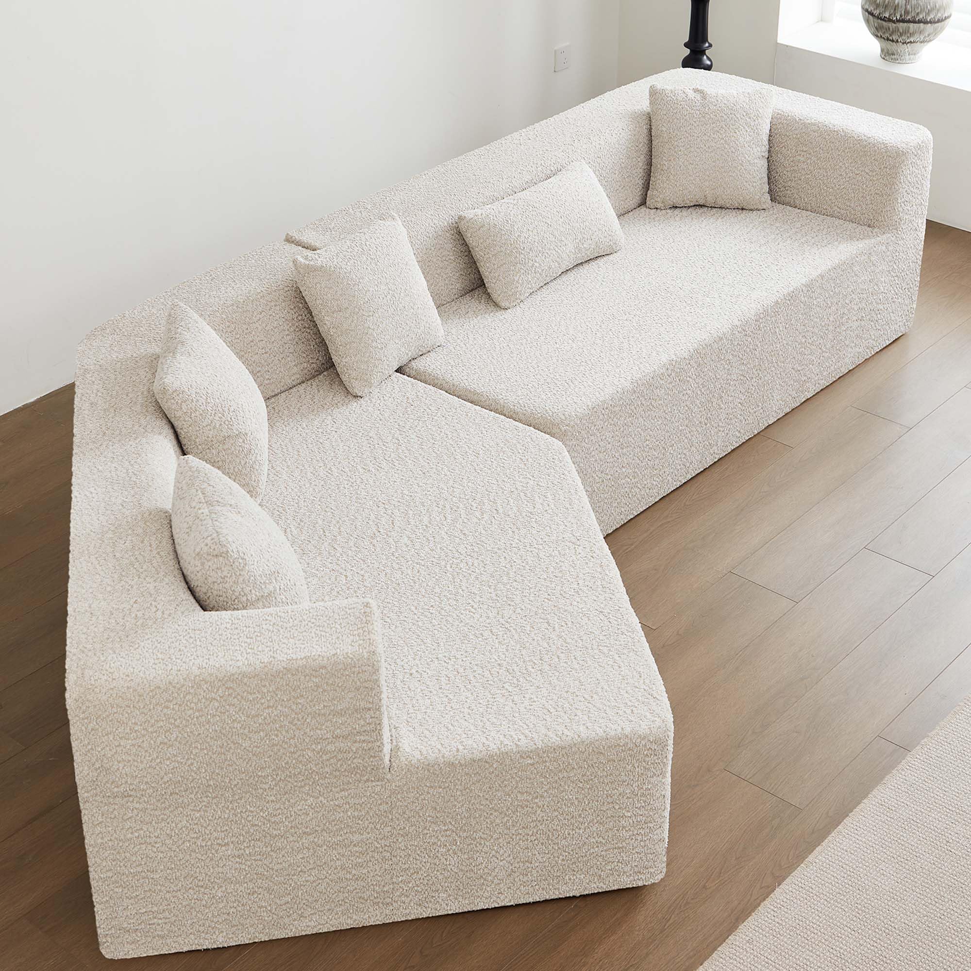 GNIXUU Beige 127.5 in Curved Sectional Sofa for Living Room with 5 Pillows, Deep Seat, No Assembly Required
GNIXUU Moder